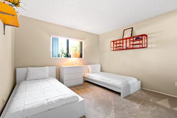Secondary bedroom